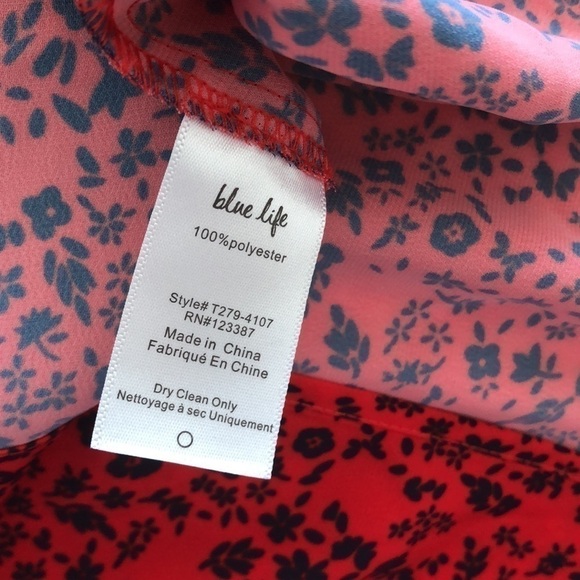 Blue Life Jamal Top In Risky Red NWOT - Picture 12 of 12